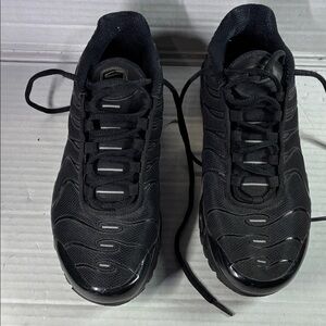 Nike Men's Black Sneakers